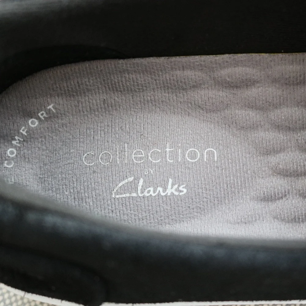 Women's Clarks Slip On Sneakers - Picture 4 of 10